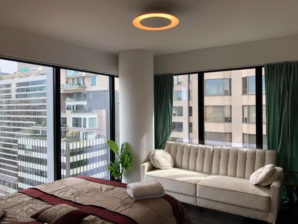2 Bedroom Plus Den Condo Τορόντο Εξωτερικό φωτογραφία