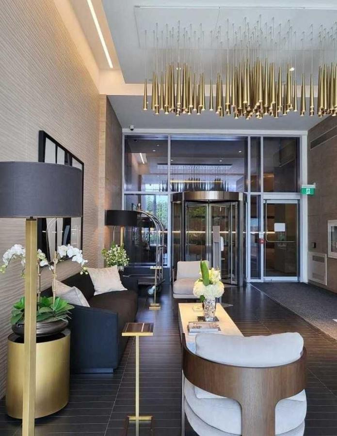 2 Bedroom Plus Den Condo Τορόντο Εξωτερικό φωτογραφία